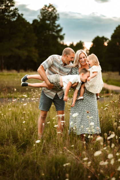 Flagstaff, Arizona extended family photography session at Forest Highlands.